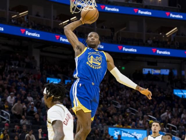 九游体育官方网站-“七皇子”被勇士推入冷宫 五年顶薪可望而不可及