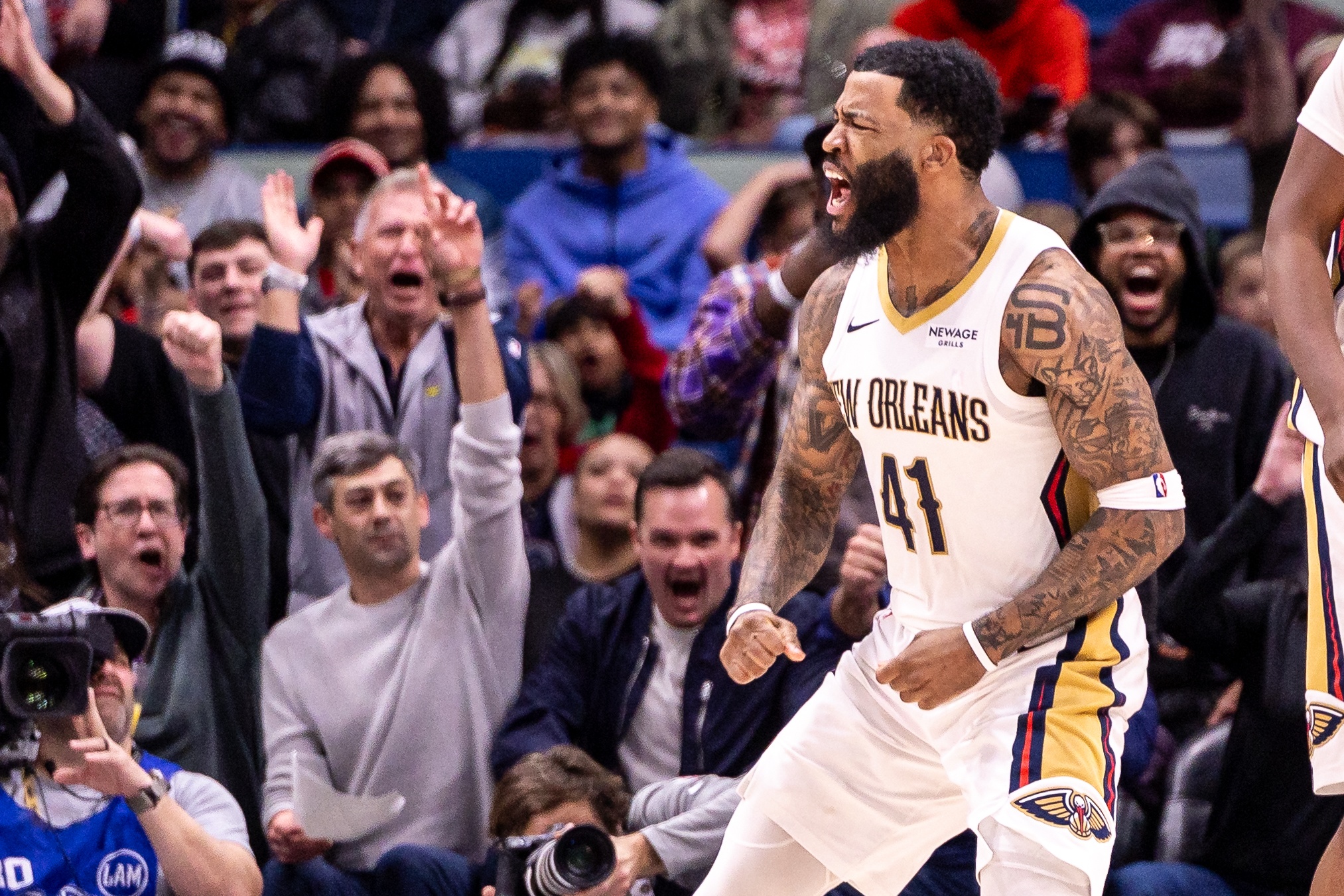 九游体育官方网站-今天强无敌！萨迪克·贝20中13&amp;三分9中6 砍下36+4+4&amp;全场零失误