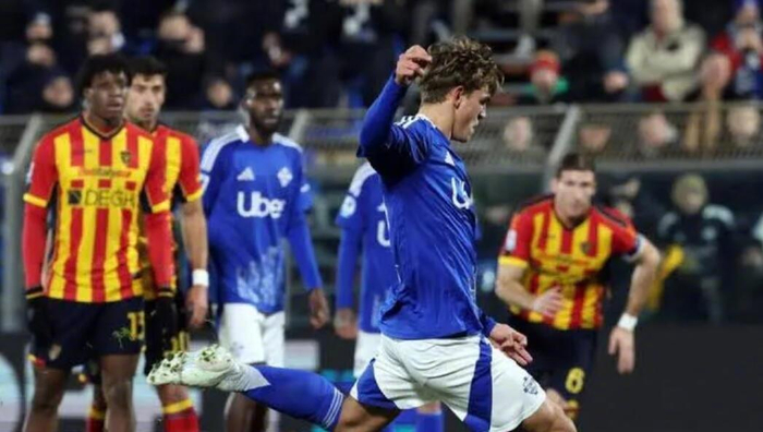 九游体育-皇马计划今夏回购尼科-帕斯，球员或面临留队与转售选择|科莫|尼科·帕斯|皇家马德里|贝林厄姆|尼古拉斯-帕斯_新浪体育_新浪新闻