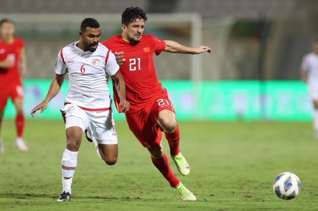 媒体聚焦国足憾平阿曼：矛头指向李铁 “换”失好局